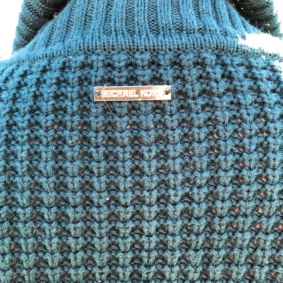 Michel Kors Turtleneck Sweater with pocket - Picture 7 of 7